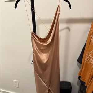 Elegant Backless Cream Dress